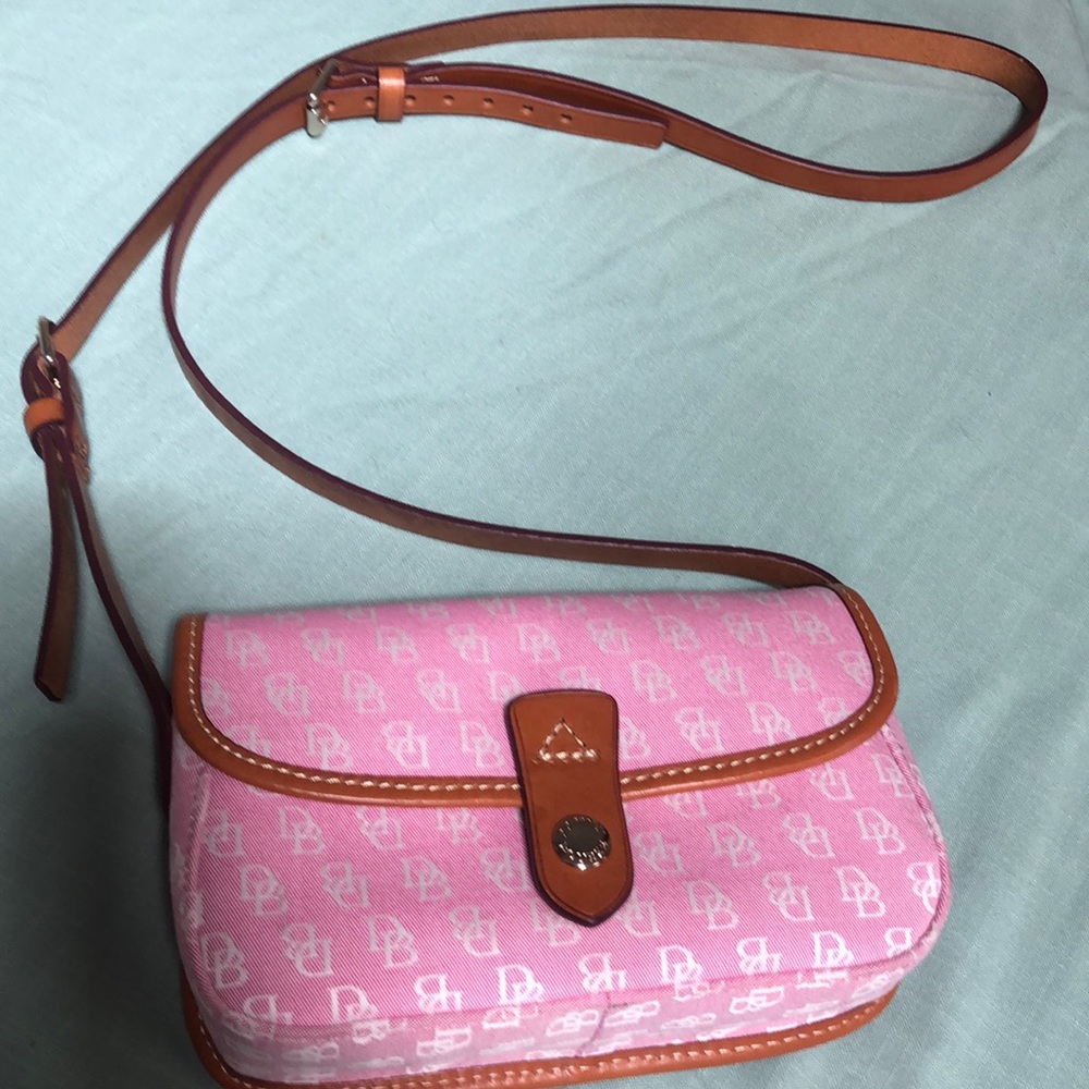 Dooney & Bourke